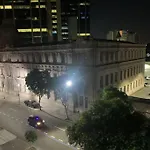 Charmoso Estudio No Coracao Da Lapa - Rj